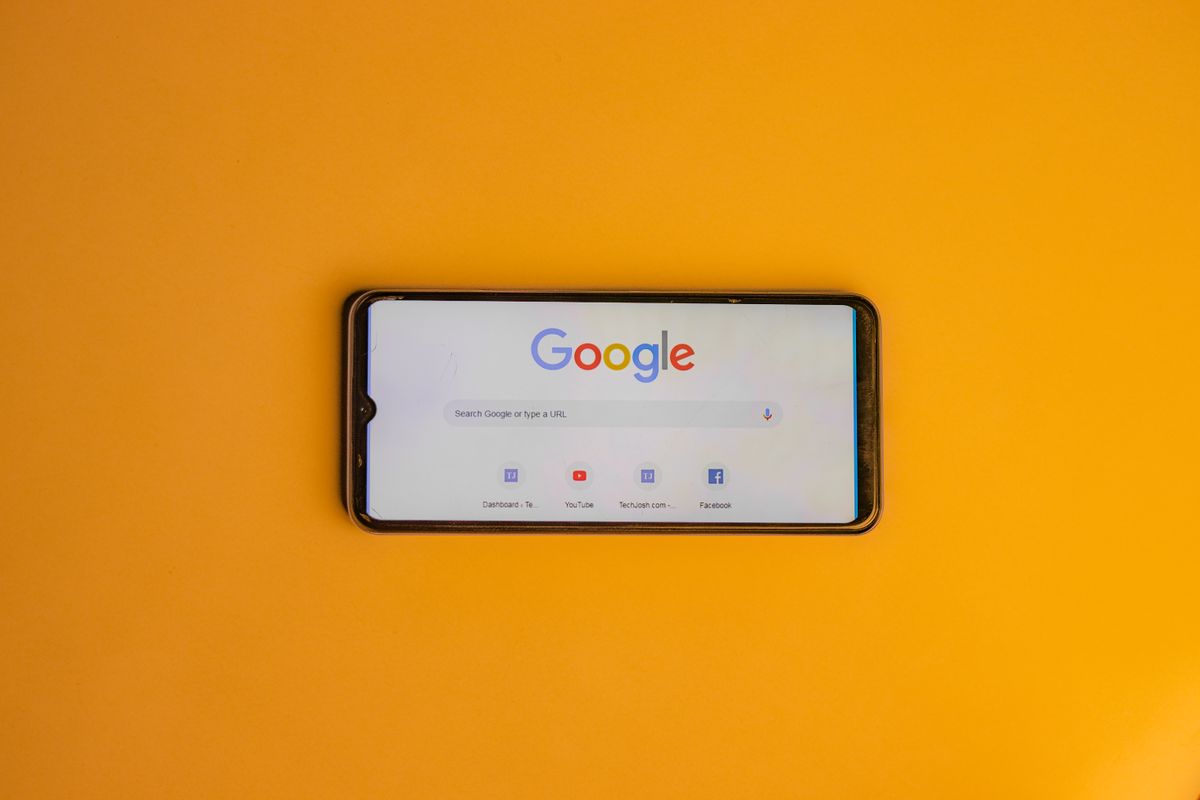 JavaScript SEO : quand Google ne voit pas vos pages - 1. Comprendre le JavaScript SEO et le rôle de Googlebot